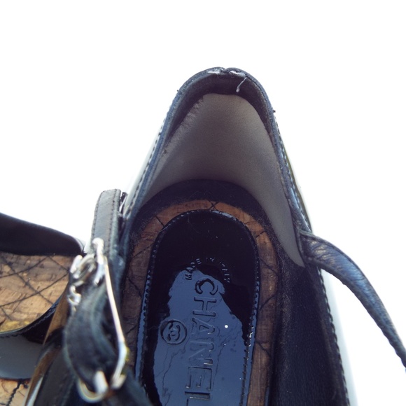 Chanel Quilted Patent Leather CC Wedge Pumps - Picture 7 of 8